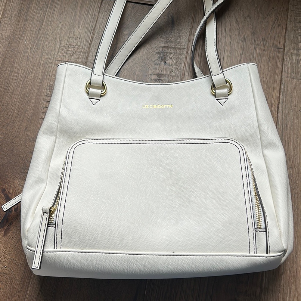 Liz Claiborne purse. Great condition